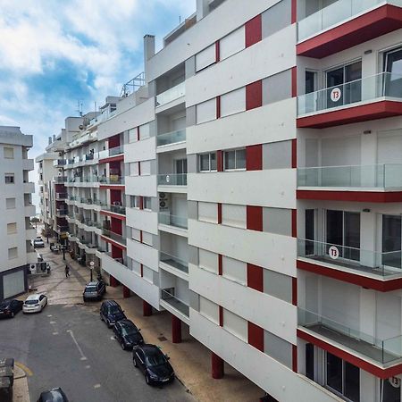 Caravelas 2-Bedroom Apartment With Pool - 50M From The Beach Armação de Pêra Екстериор снимка